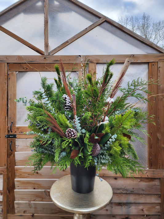 Deluxe Holiday Planter